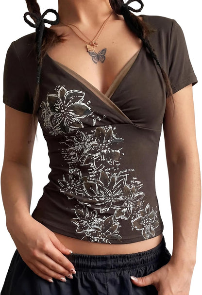 Women Short Sleeve Slim Fit Basic Tees Cute Crop Tops Y2k Summer Trendy Going Out Clothes